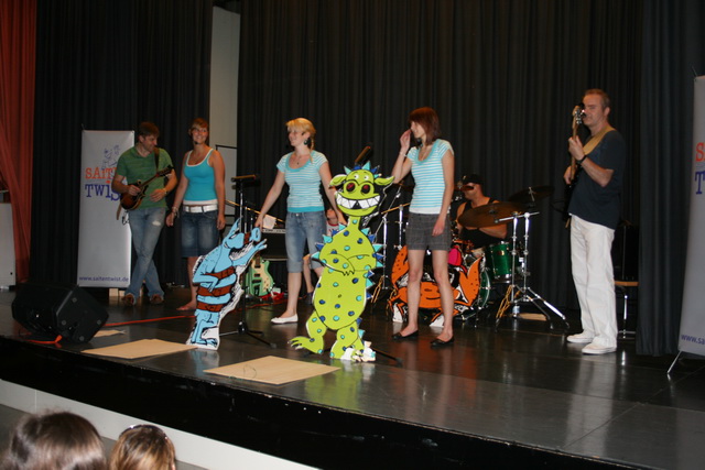 gal/2009/2009 Saitentwist Bildungszen Gelsenk aktiver Ferienstart 02.07/2009 Saitentwist Bildungszen Gelsenk aktiver Ferienstart 02.07. 020.jpg